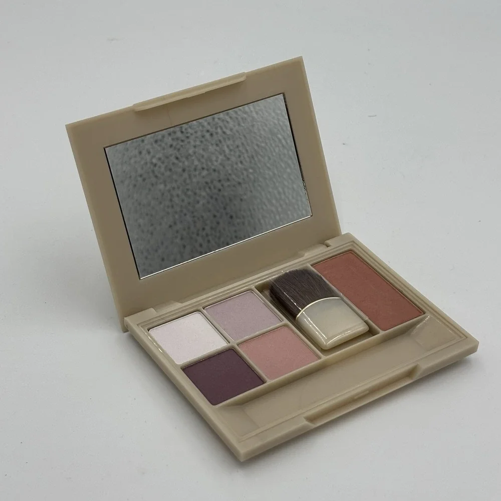 Estée Lauder two-in-one eyeshadow 01 tulip collection 02 Tearose Blush 16 Desert